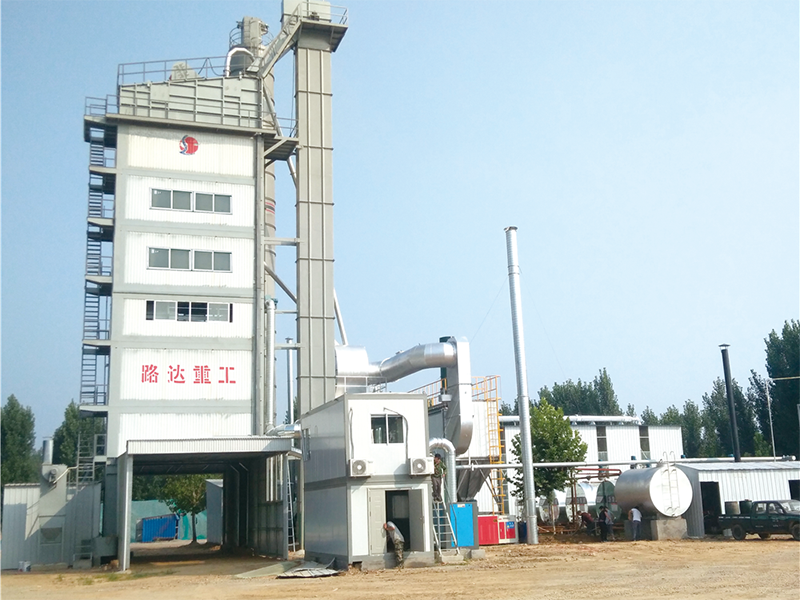 二、2018年10月濟寧工地hqb3500型瀝青攪拌站